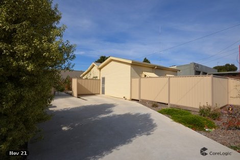 1/723 Geelong Rd, Canadian, VIC 3350