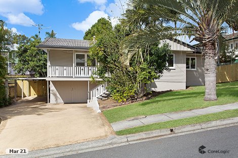 15 Koolewong St, Stafford Heights, QLD 4053