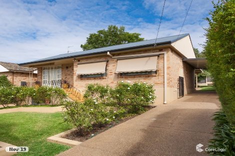 68 Grove St, Kooringal, NSW 2650