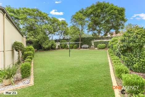 1 Elizabeth Henrietta Cct, Macquarie Links, NSW 2565