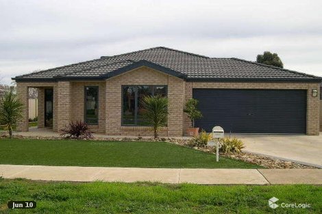 6 Queen St, Rochester, VIC 3561