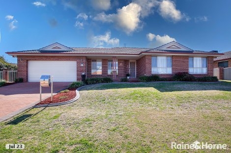 4 Merrinee Pl, Hillvue, NSW 2340