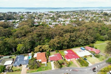 18 Sunningdale Dr, Redland Bay, QLD 4165