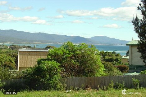 4 Gordon Hts, Bicheno, TAS 7215