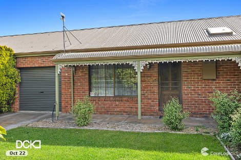 2/9 Skene St, Kennington, VIC 3550