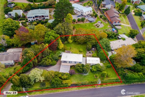 15 Pecks Rd, Kurrajong Heights, NSW 2758