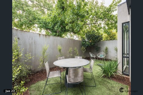 1/8 Railway Cres, Bentleigh, VIC 3204