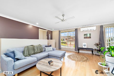 4/4 Panbula Pl, Flinders, NSW 2529