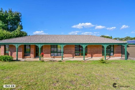 2 Heysen Dr, Trott Park, SA 5158