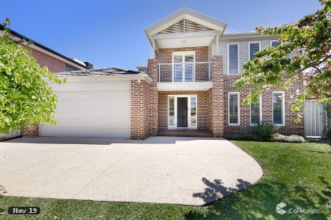 8 Orchid Ct, Gowanbrae, VIC 3043