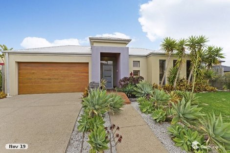 5 King Sound Cl, Waterways, VIC 3195