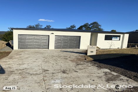 B/17 Omaru Ct, Churchill, VIC 3842