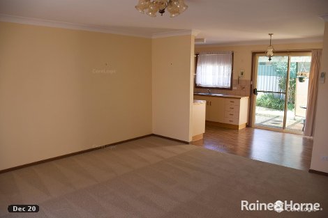 1/53 Grevillea Cres, Lake Albert, NSW 2650