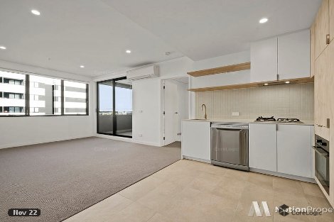 212/115 Overton Rd, Williams Landing, VIC 3027