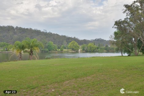 6 Holmes Dr, Cumberland Reach, NSW 2756