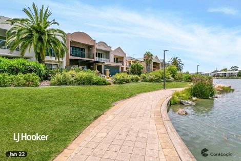 32b Lomond Cct, Mawson Lakes, SA 5095