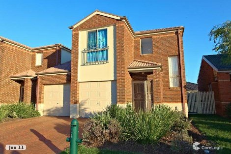 11 Amberlea Cct, Taylors Hill, VIC 3037