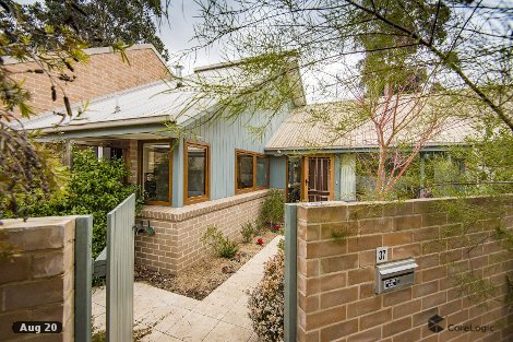 37 Mcnamara St, Pearce, ACT 2607