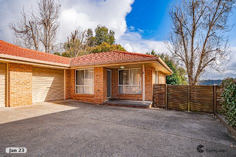 2/8 Nathaniel Pidgeon Dr, Armidale, NSW 2350