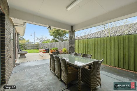 21 Vincent Bvd, Trafalgar, VIC 3824