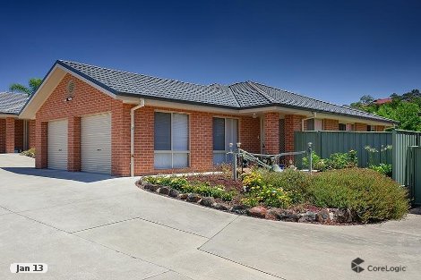 2/7 Lachlan Lane, Glenroy, NSW 2640