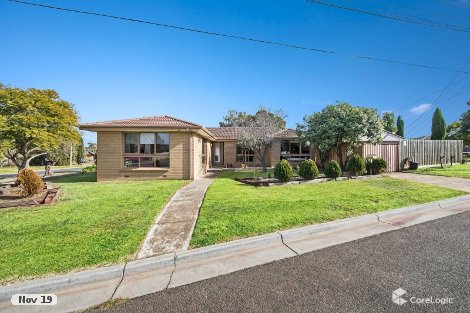 26 Oldershaw Rd, Melton, VIC 3337