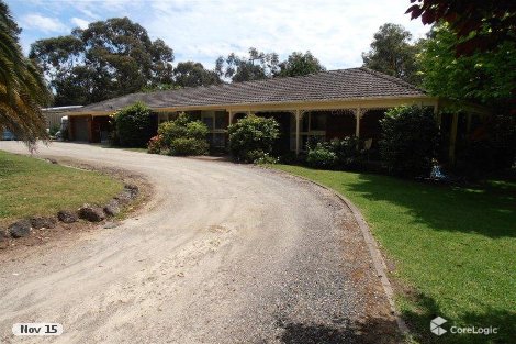 4 Evans Gr, Wandin North, VIC 3139