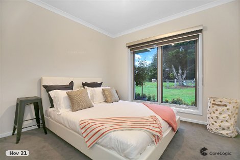 24 Nuttalls Rd, Yinnar, VIC 3869