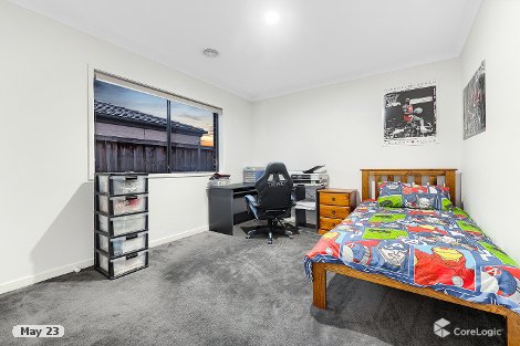 27 St Clair Ave, Cranbourne West, VIC 3977