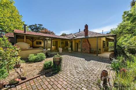 12 Caledonia St, St Andrews, VIC 3761