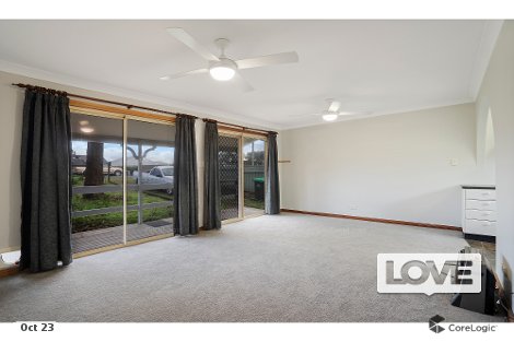 39 Middle Point Rd, Bolton Point, NSW 2283