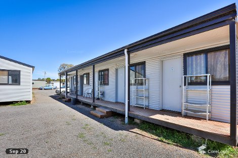 5 Adcock Rd, Robinvale, VIC 3549