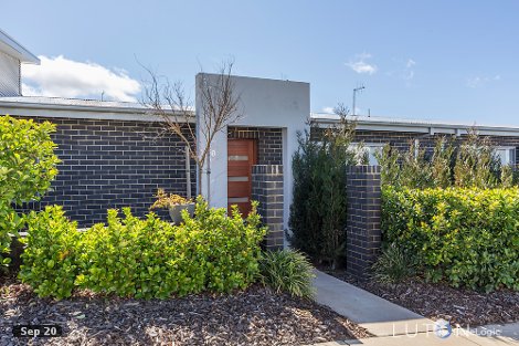 8 Alan Watt Cres, Casey, ACT 2913