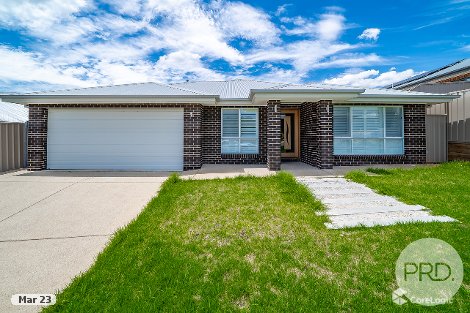 1 Nolan St, Lloyd, NSW 2650