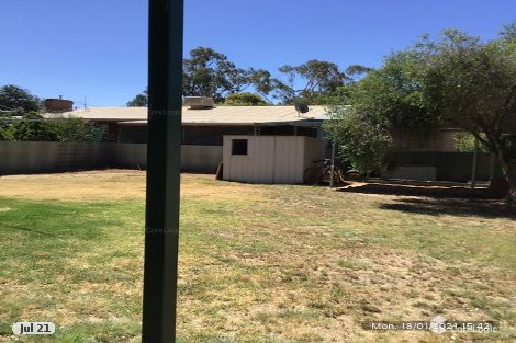 4 White Ave, Tocumwal, NSW 2714