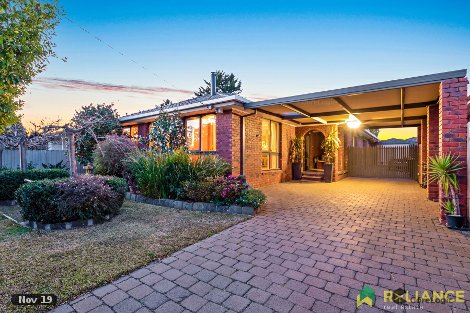 50 First Ave, Melton South, VIC 3338