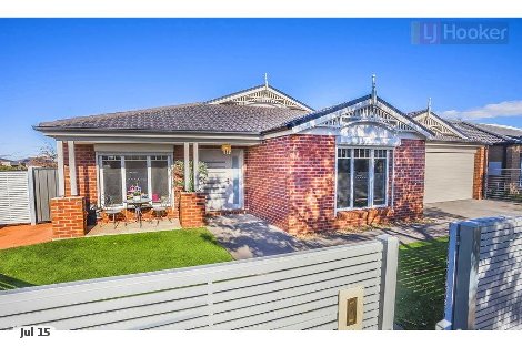 1 Korab Pl, Roxburgh Park, VIC 3064