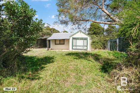 8 Grandmas Rd, Staffordshire Reef, VIC 3351