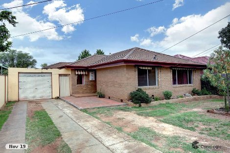 33 Falcon Dr, Melton, VIC 3337