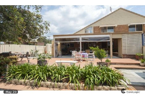 2/555 Pine Ridge Rd, Biggera Waters, QLD 4216