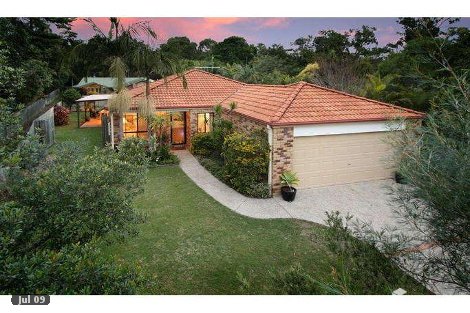 8 Beneteau Pl, Lota, QLD 4179