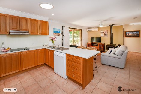 8 Ocean Links Cl, Safety Beach, NSW 2456