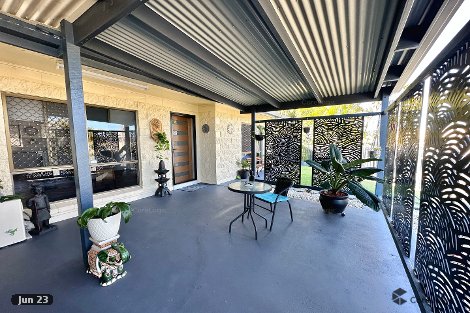 2/10 Pleasant Ave, Tannum Sands, QLD 4680