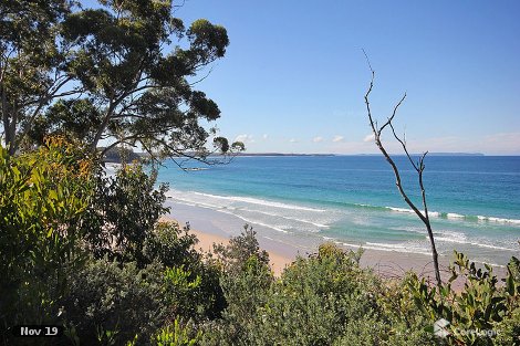 11 Bannister Head Rd, Mollymook Beach, NSW 2539