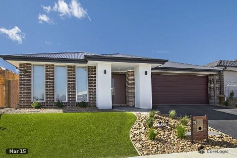 18 Halycon Bend, Beveridge, VIC 3753