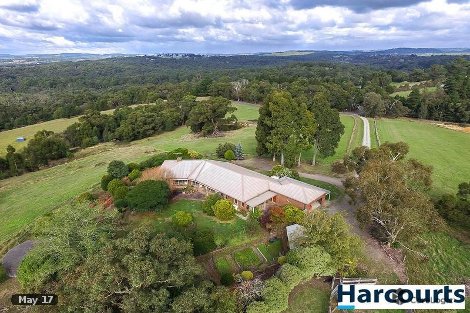 16 Eleanor Dr, Silvan, VIC 3795