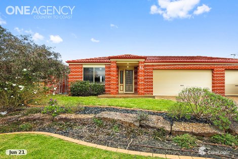 64 Denhams Rd, Koo Wee Rup, VIC 3981