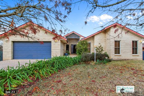 31 Overlanders Way, Hillvue, NSW 2340