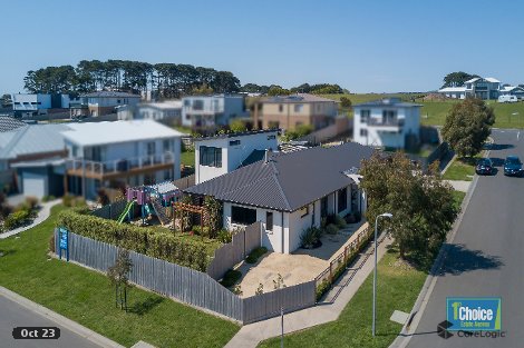 2 Norfolk Rise, San Remo, VIC 3925