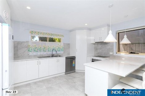 8 Neworra Pl, Giralang, ACT 2617